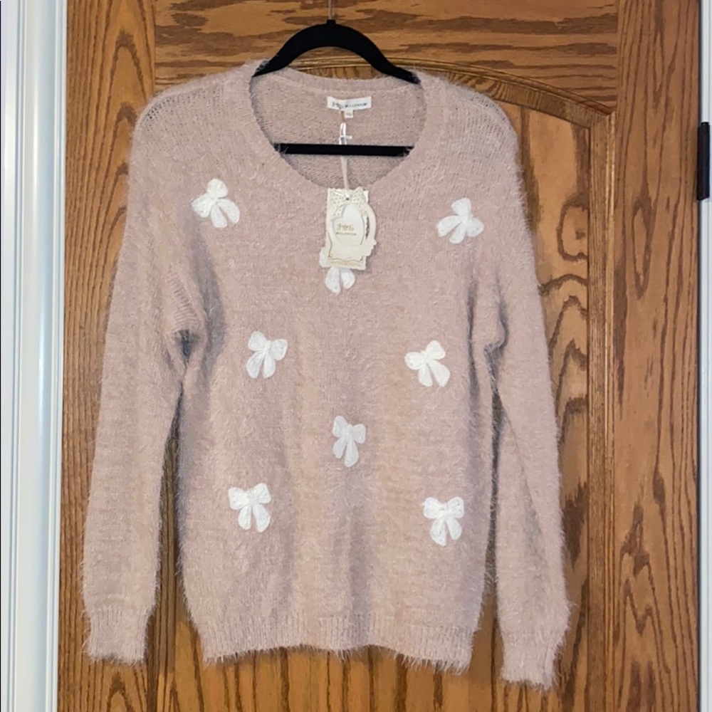super soft Bow sweater